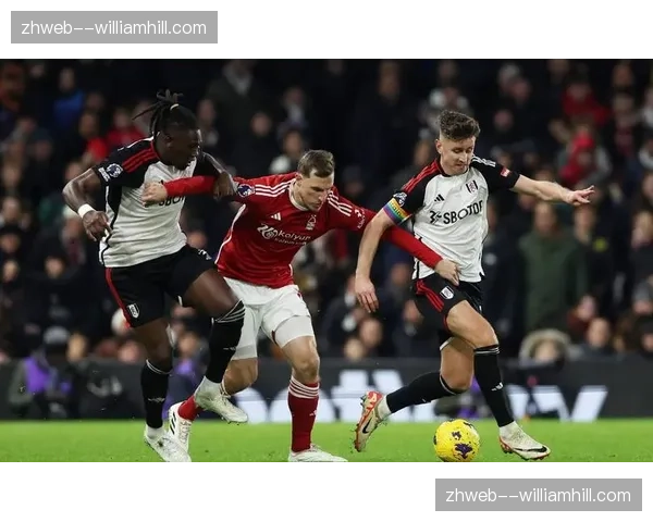 诺丁汉森林三月三胜逃离降级区，全队状态回升保级形势好转