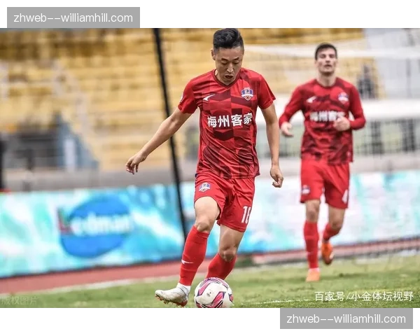 升班马务实战术体系 五后卫防守收效显著